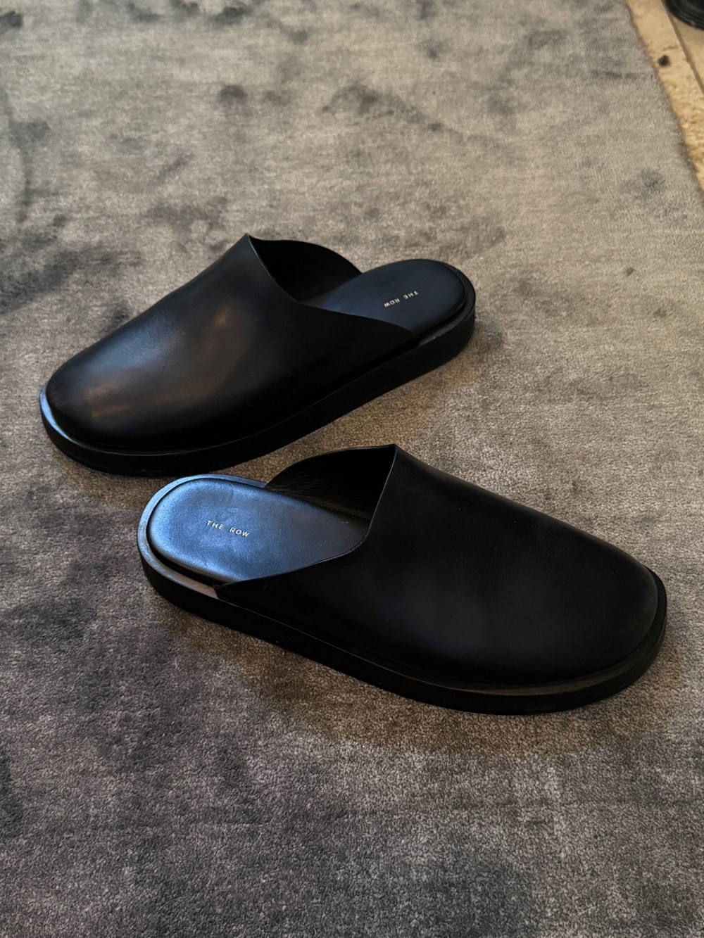The Row Women’s Black Leather Slip-On Clog - Picture 3 of 4